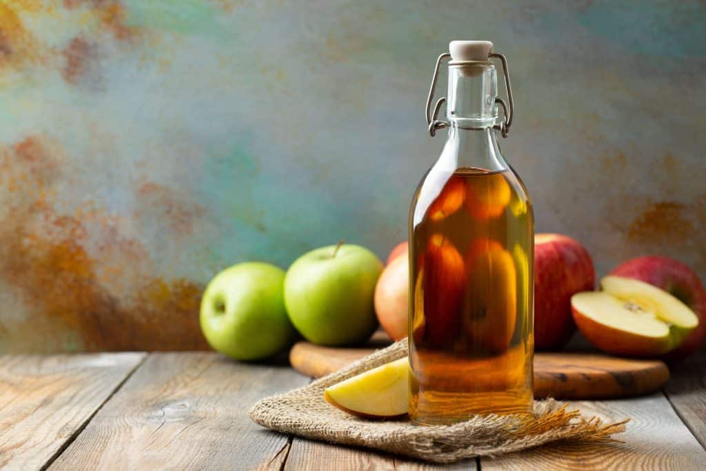A kind of vinegar made from fermented apple cider is apple cider vinegar