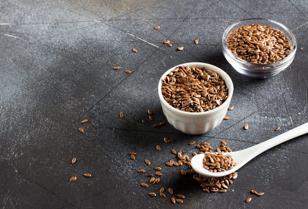 
We often look for all-natural, multipurpose superfoods that might improve our health in our quest for a healthier way of life. One tiny seed stands out as a genuine nutritional powerhouse amid this search: flax seeds.