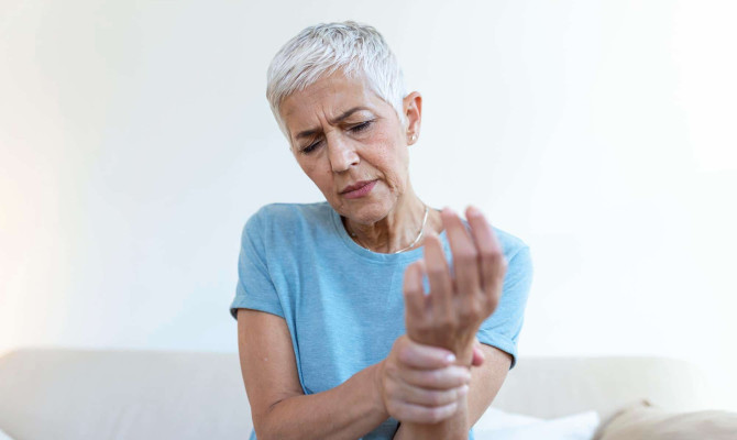 What is Osteoarthritis: Symptoms and Treatment