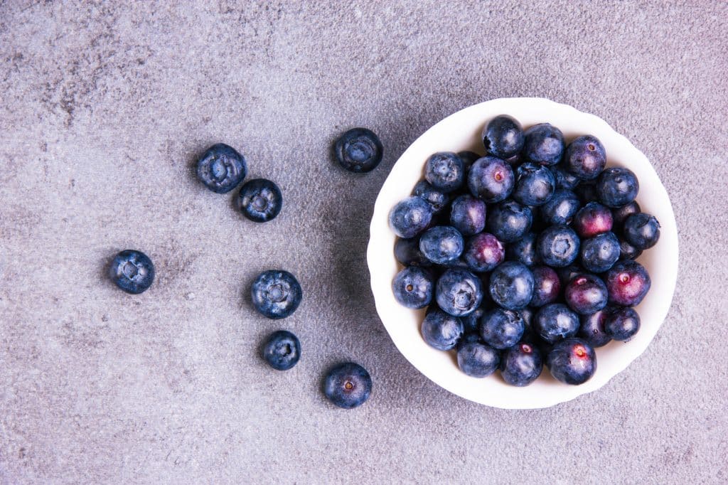 Widespread praise has been given to blueberries for their extraordinary health advantages. These indigo-hued beauties are tasty, flavorful, and stacked with nutrients supporting general well-being.