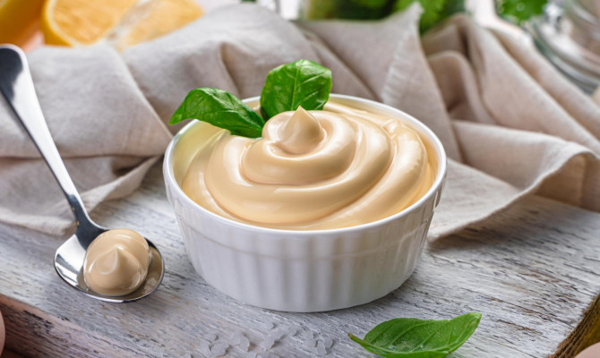 Is Mayo Dairy? Nutrition & Safety