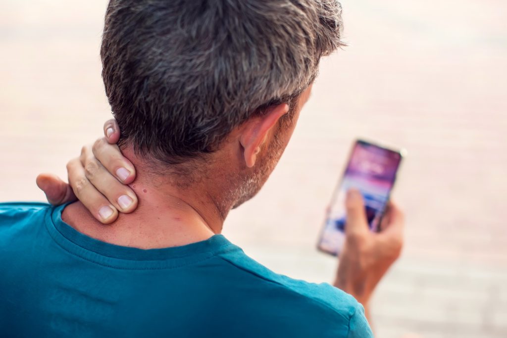 In reality, a complicated constellation of clinical symptoms known as "text neck syndrome" may emerge as a result of impulsive and improper usage of personal computers, especially cell phones. 