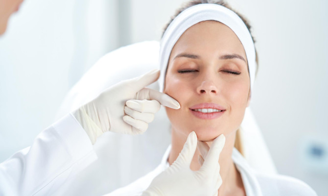 Botox for Chin: A Complete guide about the Procedure & Effectiveness