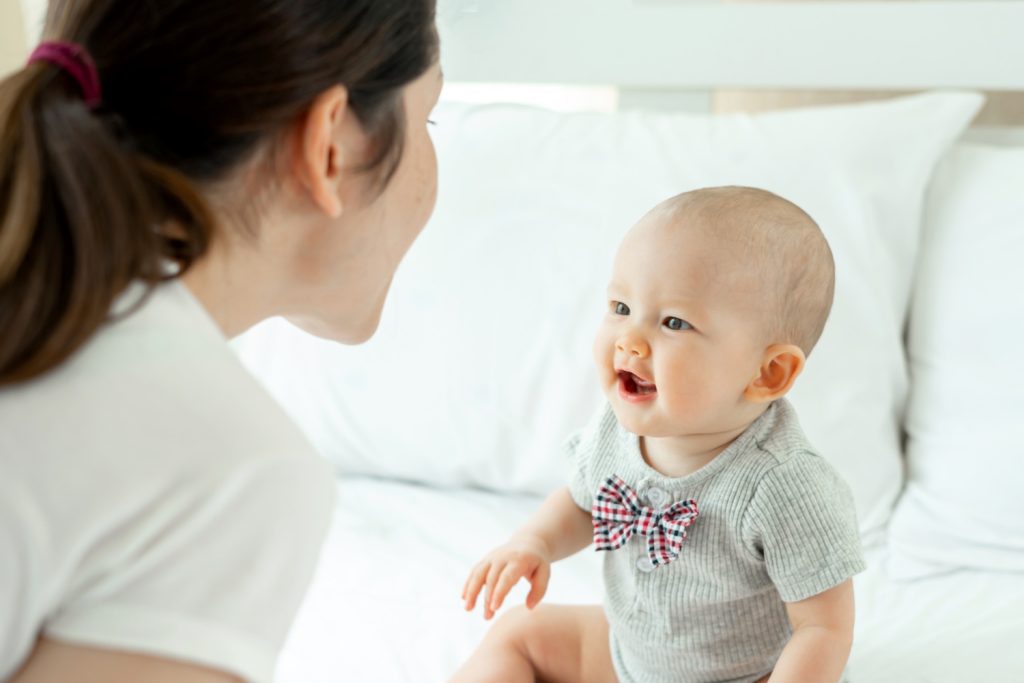 Many parents may be concerned and frustrated by cradle cap, a skin condition that is prevalent in infants. Typically causing discomfort and irritation, it is characterized by scaly or crusty spots on a baby's scalp. 