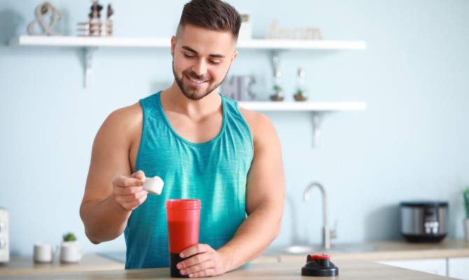 Benefits & Side Effects Of Creatine: Can Creatine Cause Acne?